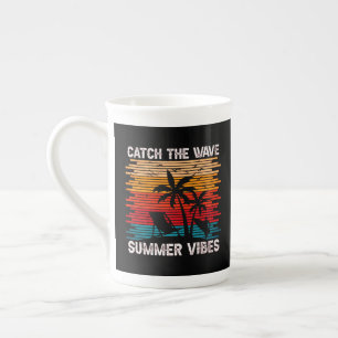 Tasse En Porcelaine Attraper Les Vibes D'Été De La Vague