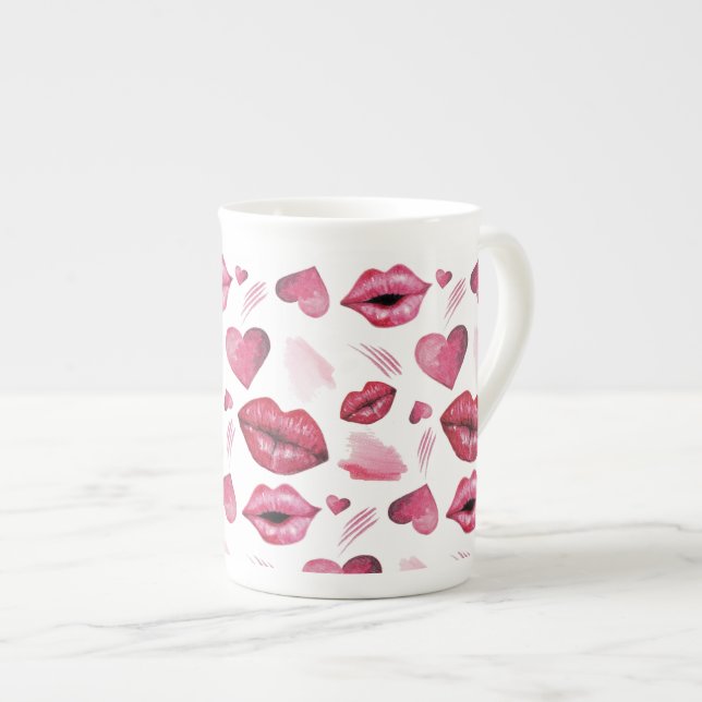 Tasse En Porcelaine Baisers Et Coeurs Motif Aquarelle (Devant droit)