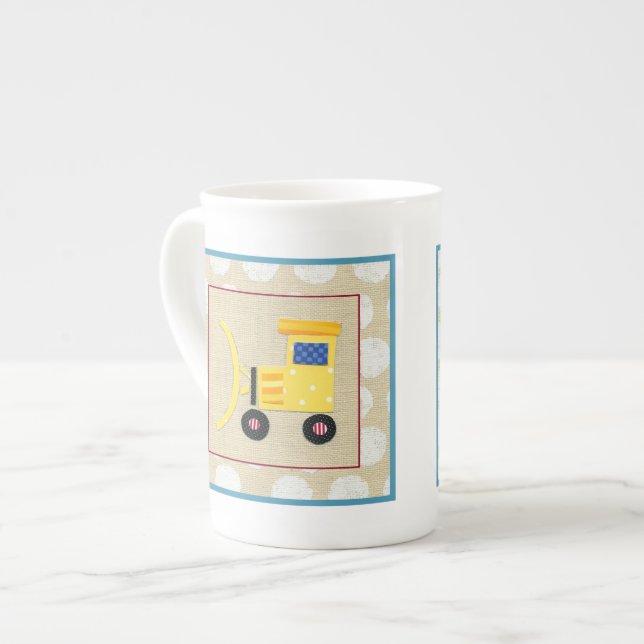 Tasse En Porcelaine Camion Bulldozer Jaune par Chariklia Zarris (Devant gauche)