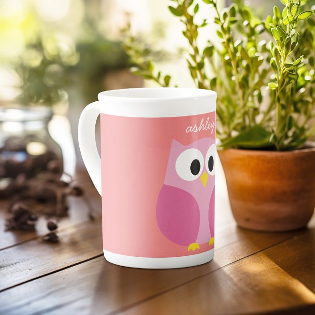 Tasse En Porcelaine Chouette caricaturale mignonne en rose et corail (Personalized mug with photos and text, customize completely in the advanced design area)