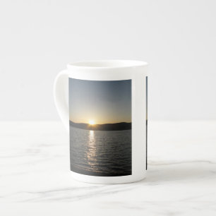 Tasse En Porcelaine Coucher de soleil sur le lac Onota : Vertical