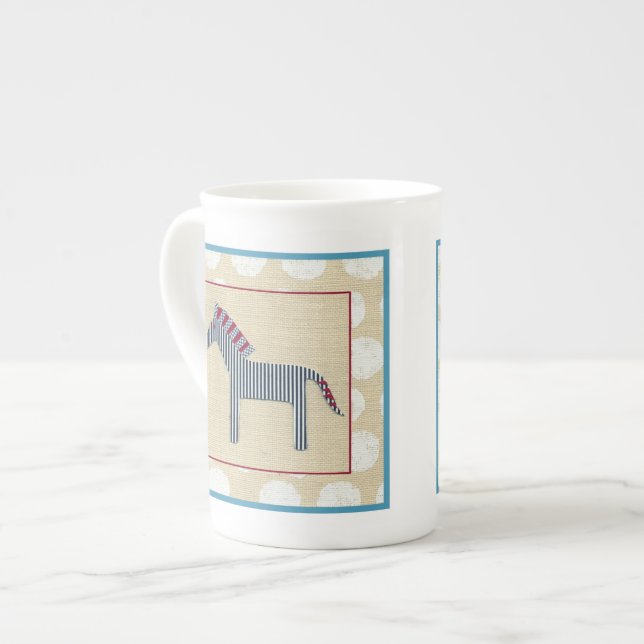 Tasse En Porcelaine Cutout Zebra sur Arrière - plan crème (Devant gauche)