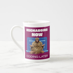 Tasse En Porcelaine Drôle de Bigfoot Programmeur Rechargeant le Codage