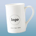 Tasse En Porcelaine Entreprise Simple Logo et Texte<br><div class="desc">Logo simple et texte personnalisé pour votre entreprise. Remplacez le logo et le texte par les vôtres pour personnaliser. Utilisez-les vous-même, donnez-les à vos employés et collègues, vendez-les à des clients ou offrez-les en tant que matériel promotionnel pour inspirer la fidélité des clients. Parfait pour une fête d'entreprise, un événement...</div>