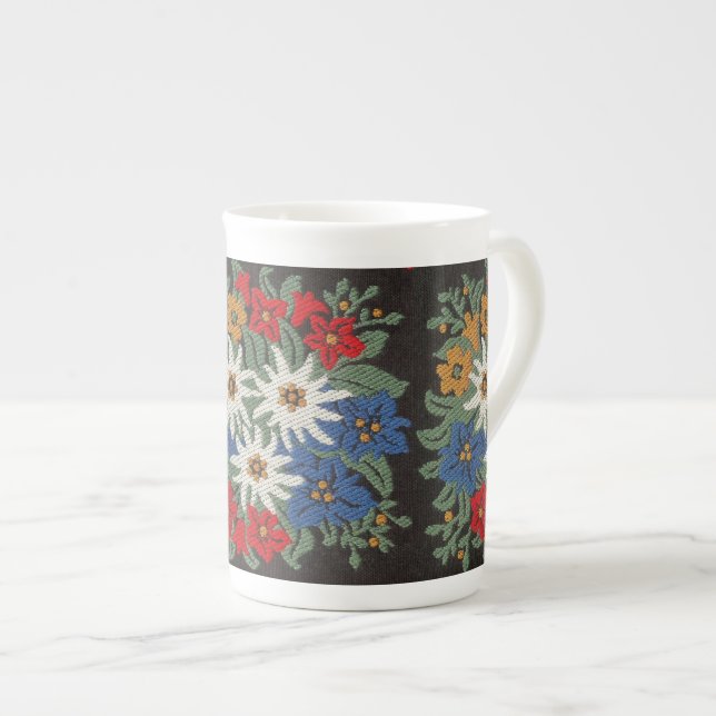 Tasse En Porcelaine Fleur alpine suisse Edelweiss (Devant droit)