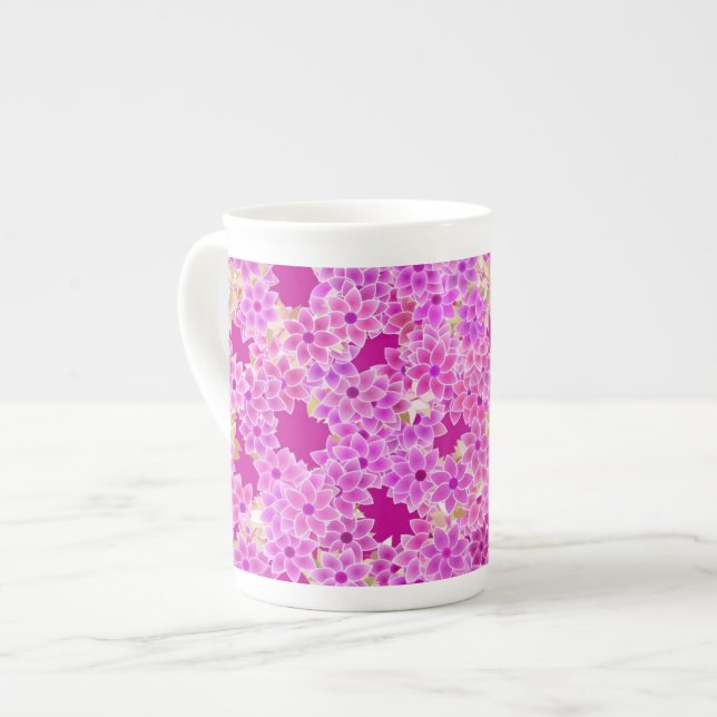 Tasse En Porcelaine Fleurs pourpres, lavande et prune, arrière - plan  (Devant gauche)