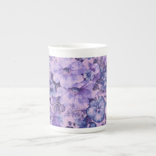 Tasse En Porcelaine Fleurs violettes et roses sur fond de lavande