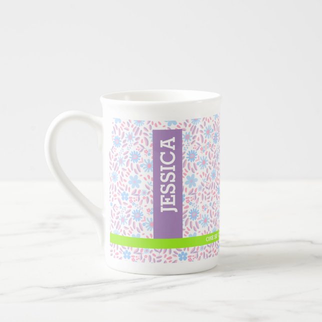 Tasse En Porcelaine Floral Nom personnalisé & Monogramme (Gauche)