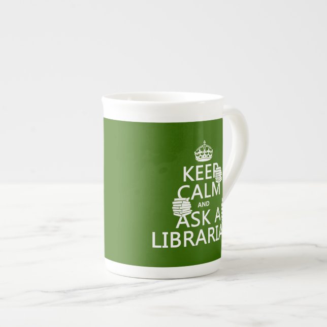 Tasse En Porcelaine Gardez le calme et demandez à un bibliothécaire (Devant droit)