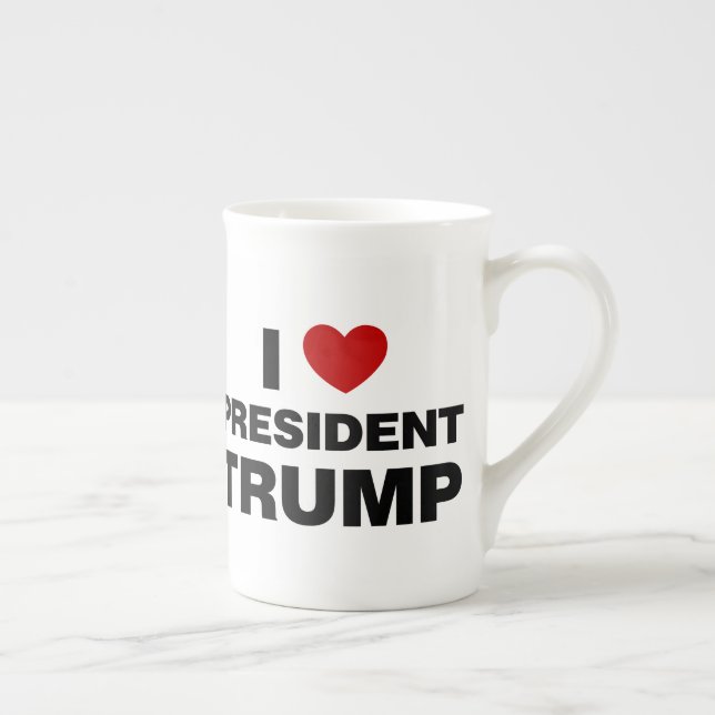 Tasse En Porcelaine I Love Président Trump Heart (Droite)
