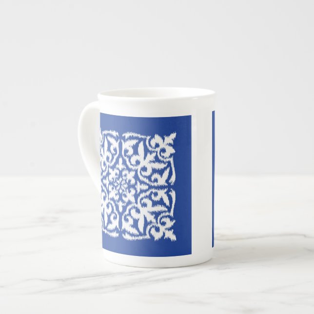 Tasse En Porcelaine Ikat damask pattern - cobalt bleu et blanc (Devant gauche)