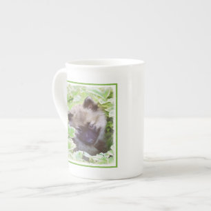 Tasse En Porcelaine Keeshond Puppy in the Garden Peinture Art original
