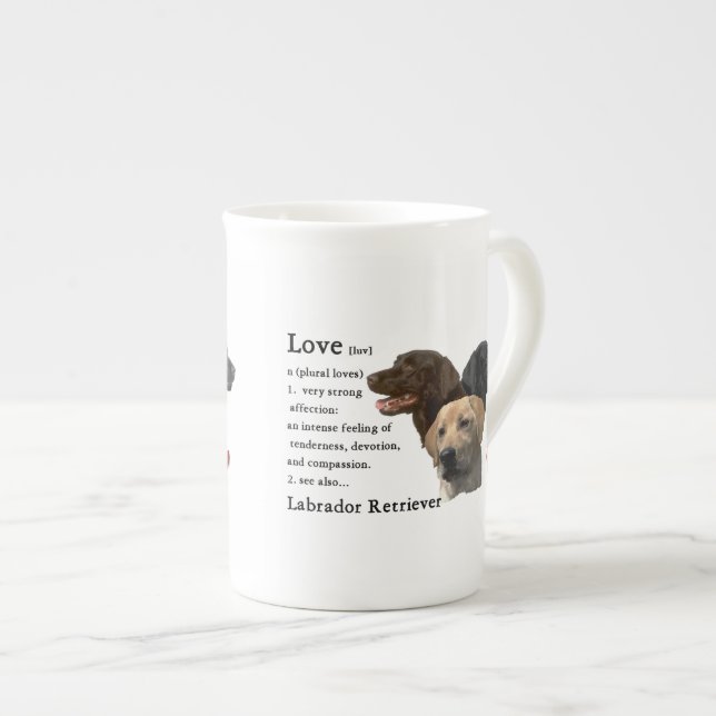 Tasse En Porcelaine L'amour est le Labrador Retriever Cadeaux (Devant droit)