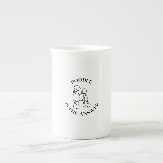 Tasse En Porcelaine Le caniche est la réponse (Devant)
