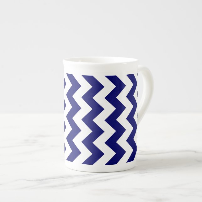 Tasse En Porcelaine Marine et White Zigzag (Devant droit)