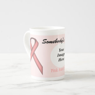 Tasse En Porcelaine Modèle de carbone rose standard par Kenneth Yoncic