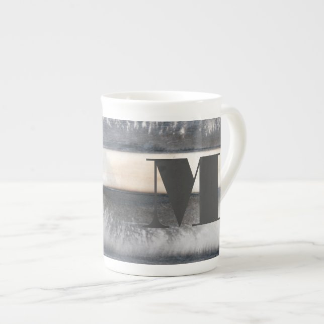 Tasse En Porcelaine Monogramme | Terre et fumée I (Devant droit)