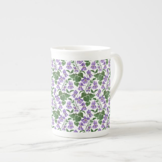 Tasse En Porcelaine Motif d'aquarelle violet sur blanc (Devant droit)