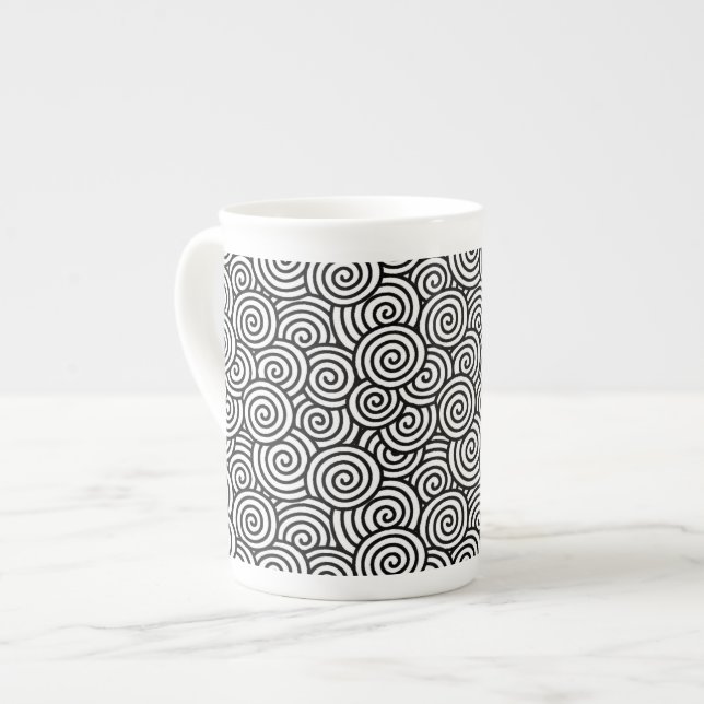 Tasse En Porcelaine Motif tourbillon japonais - blanc et noir (Devant gauche)