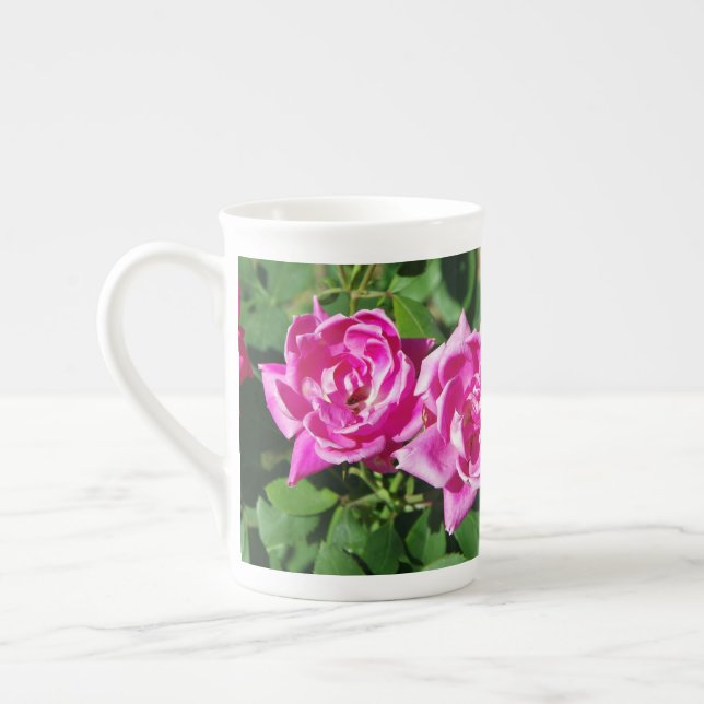 Tasse En Porcelaine muqueuse de porcelaine rose (Gauche)