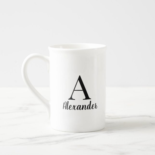 Tasse En Porcelaine Nom du monogramme noir moderne personnalisé (Gauche)