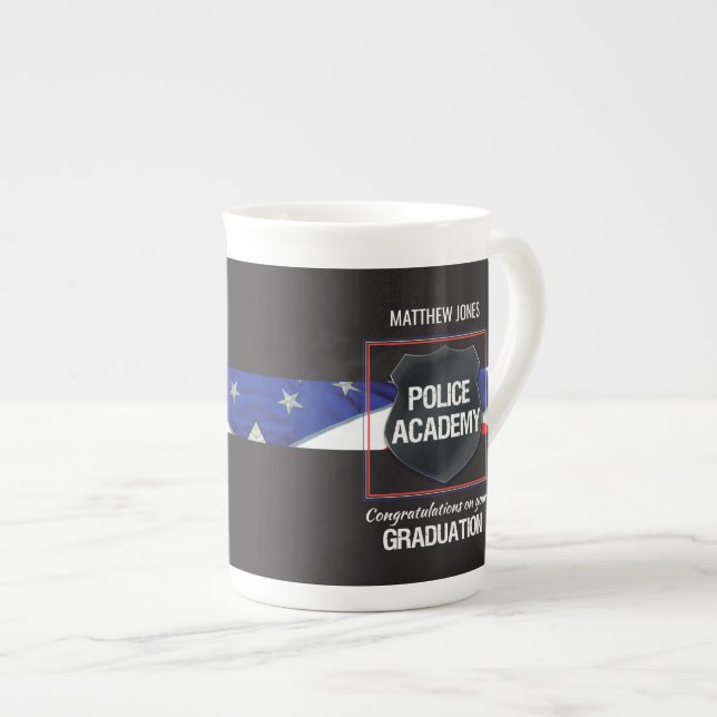 Tasse En Porcelaine Nom personnalisé, diplôme de l'académie de police (Devant droit)
