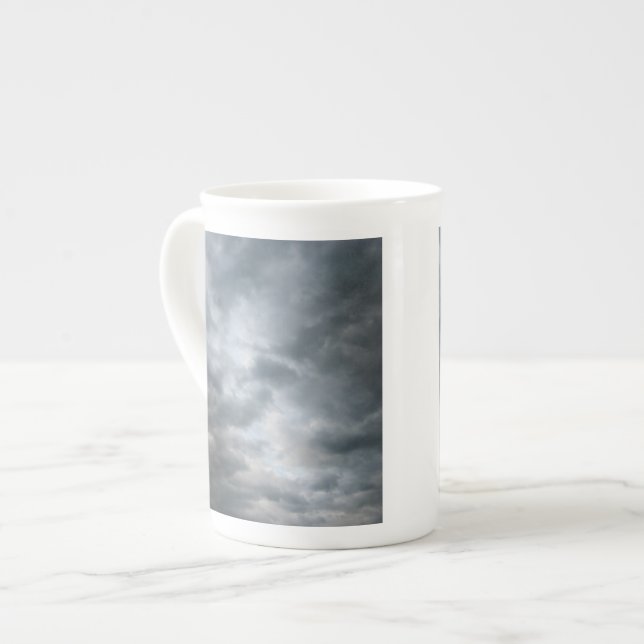 Tasse En Porcelaine Nuages de tempête en panne (Devant gauche)