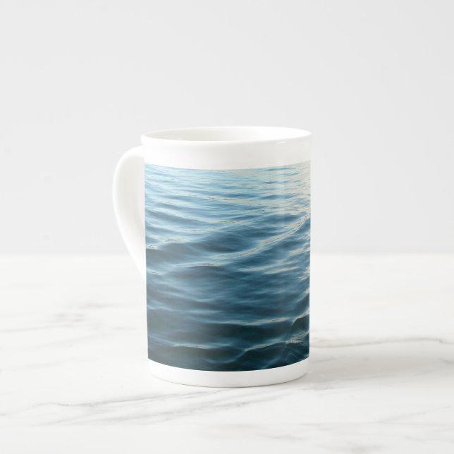 Tasse En Porcelaine Nuances d'eau bleue Photographie de la nature Abst (Devant gauche)