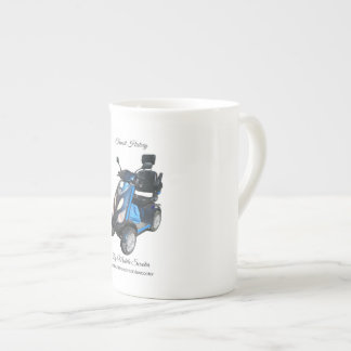 Tasse en porcelaine osseuse