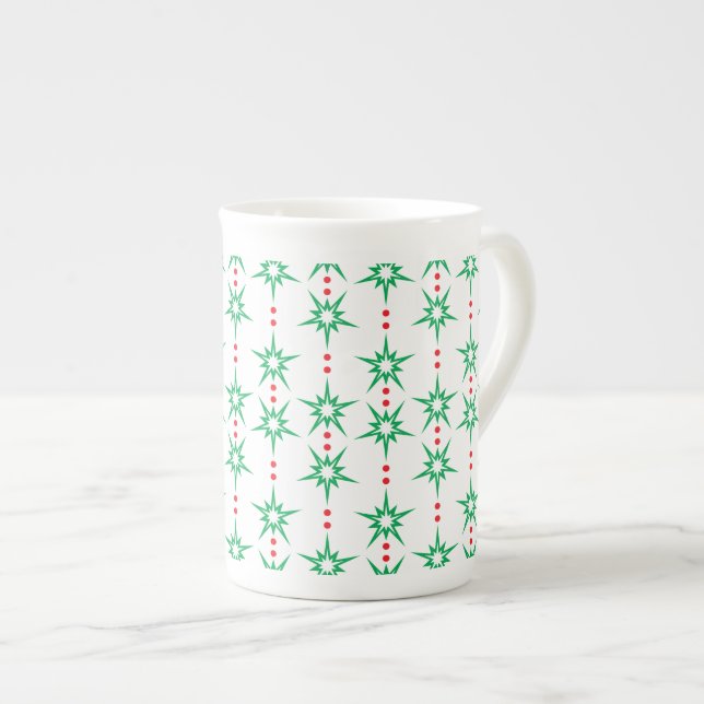 Tasse en porcelaine osseuse à guirlande Mid Mod (Devant droit)