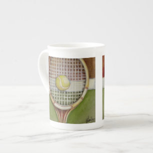 Tasse En Porcelaine Raquette de tennis avec balle posée sur le court