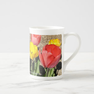 Tasse En Porcelaine Tulip Teacup par RoseWrites