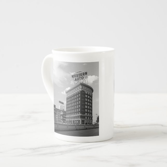 Tasse En Porcelaine Western Auto Sign Architecture Black & White Photo (Devant gauche)