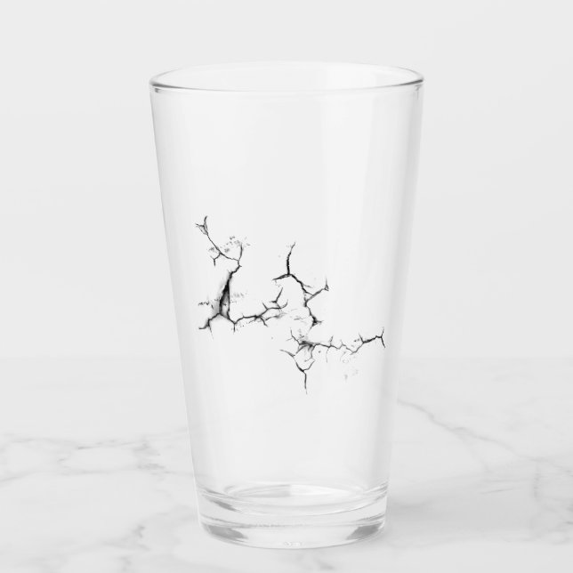 Tasse en verre fissurée (Devant)