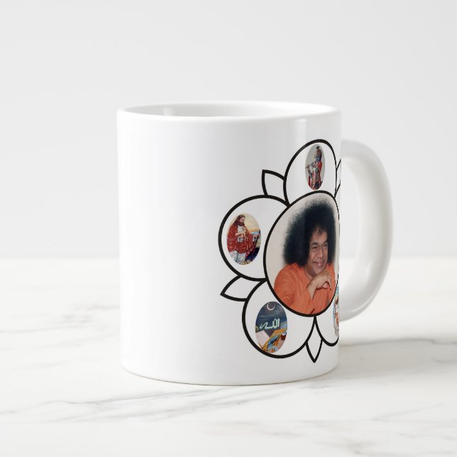 Tasse enorme de Sathya Sai Baba avec le symbole de (Devant droit)