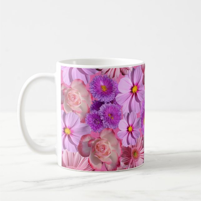 Tasse et tasses florales pourpres (Gauche)