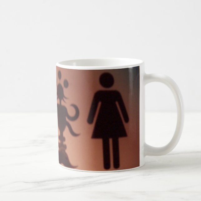 tasse étrangère femelle (Droite)