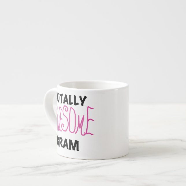Tasse Expresso Cadeaux rose Gram Totalement géniaux (Devant gauche)