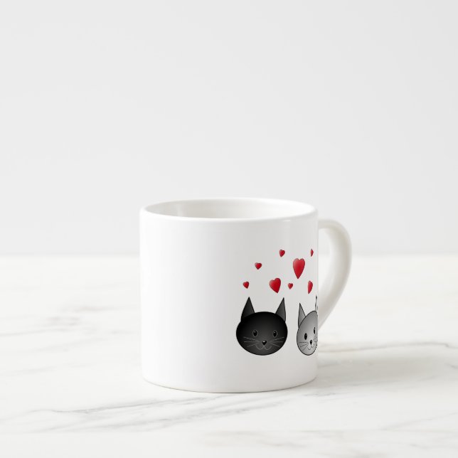 Tasse Expresso Chats noirs et gris mignons, avec des coeurs (Devant droit)