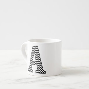 Tasse Expresso Chevron noir et blanc un monogramme