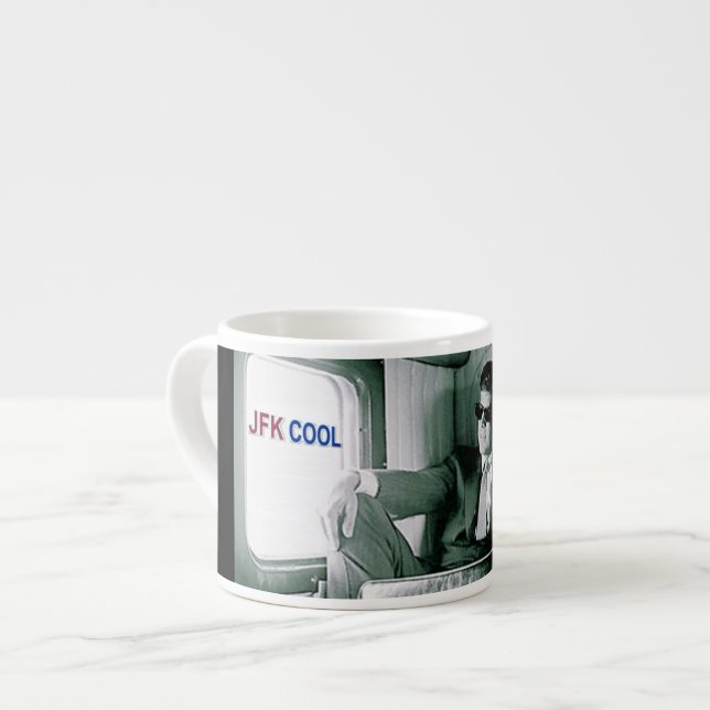 TASSE EXPRESSO COOL DE JFK (Devant gauche)