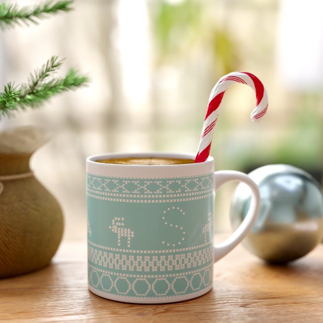 Tasse Expresso Coupe scandinave nordique de rennes Turquoise d'Es (Grab a cup of your favorite brew & embrace the joy of the season with this festive teal espresso cup)