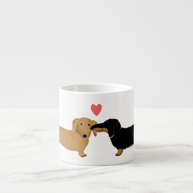 Tasse Expresso Dachshund Kiss avec Coeur mignonne Wiener Chiens A (Devant)