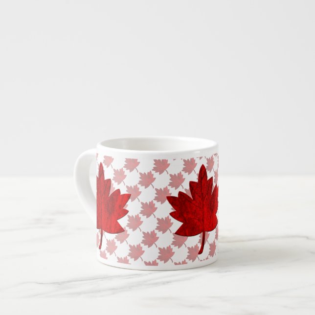 Tasse Expresso Feuille d'érable du Canada par Shirley Taylor (Devant gauche)