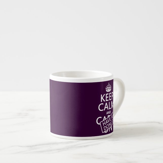 Tasse Expresso Gardez le calme et ayez un beignet (Devant droit)