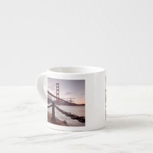 Tasse Expresso Golden gate bridge contre des montagnes