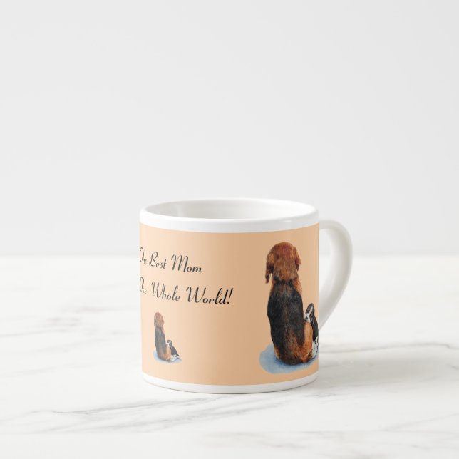 Tasse Expresso image de chien de caresse de maman de beagle (Devant droit)