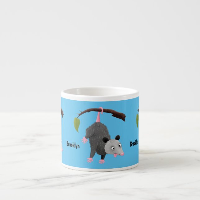 Tasse Expresso Joli opossum accroché à la branche dessin animé (Devant)