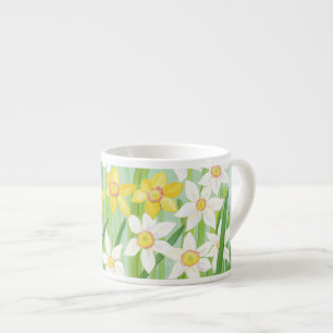 Tasse Expresso Les jonquilles jaunes et blanches au printemps