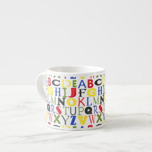 Tasse Expresso Lettres brillamment colorées par Megan Meagher